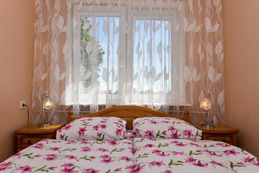 Guesthouse "Nakvyne Pas Zveja" Nagliu Street Нида Экстерьер фото