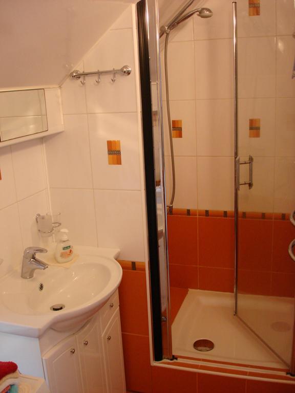 Guesthouse "Nakvyne Pas Zveja" Nagliu Street Нида Экстерьер фото