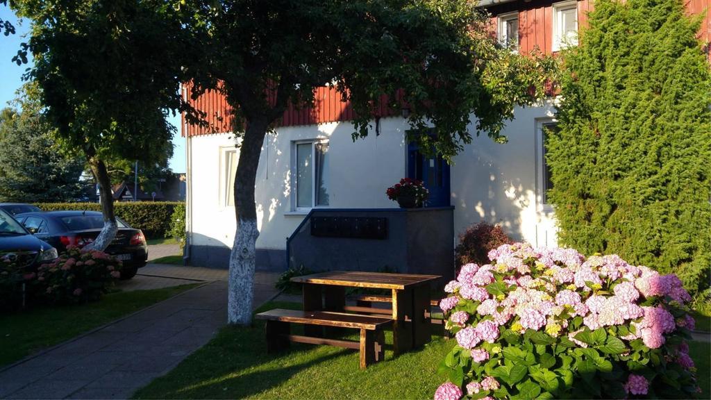 Guesthouse "Nakvyne Pas Zveja" Nagliu Street Нида Экстерьер фото
